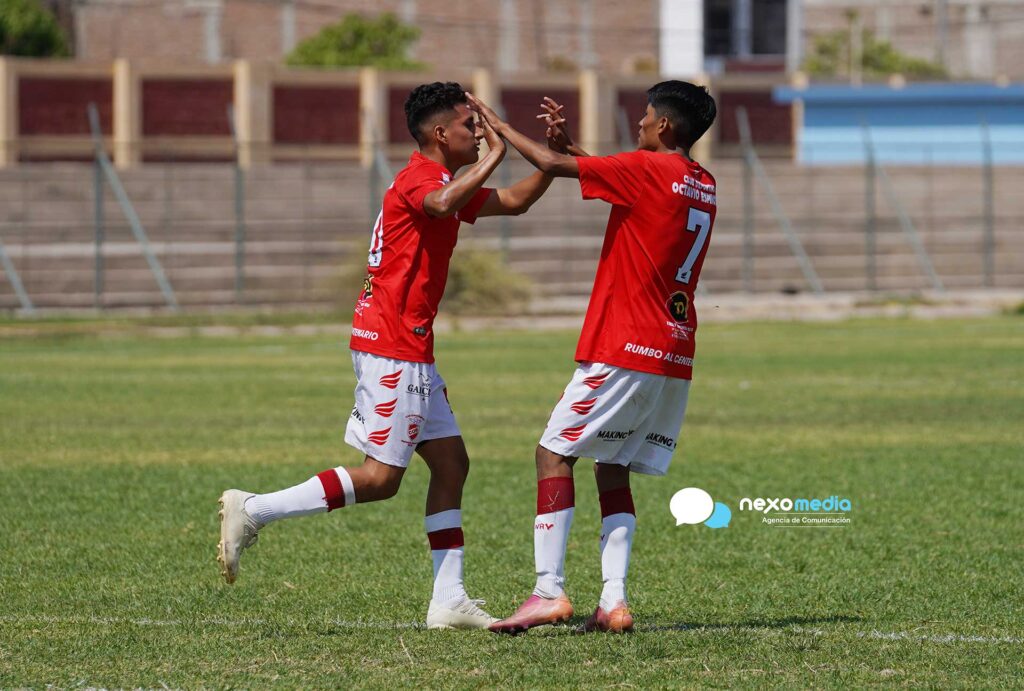 San Francisco de Así no tuvo piedad y goleó 5-0 al Simón Bolívar